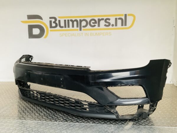 BUMPER Volkswagen Tiguan 5NA 2016-2020 5NA807221 VOORBUMPER 1-B8-12709z