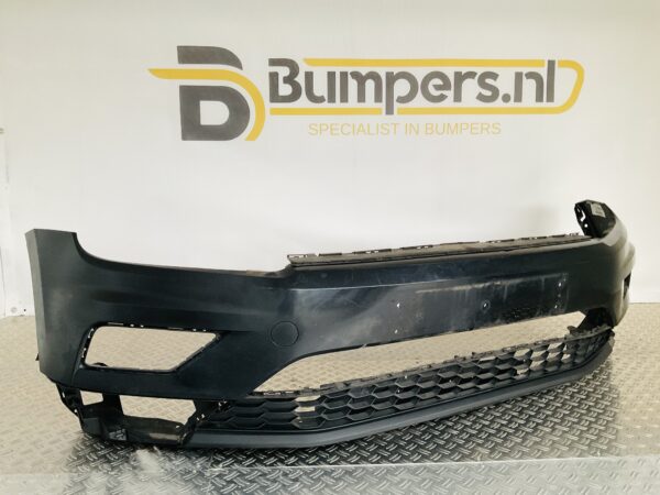 BUMPER Volkswagen Tiguan 5NA 2016-2020 5NA807221 VOORBUMPER 1-B8-12709z