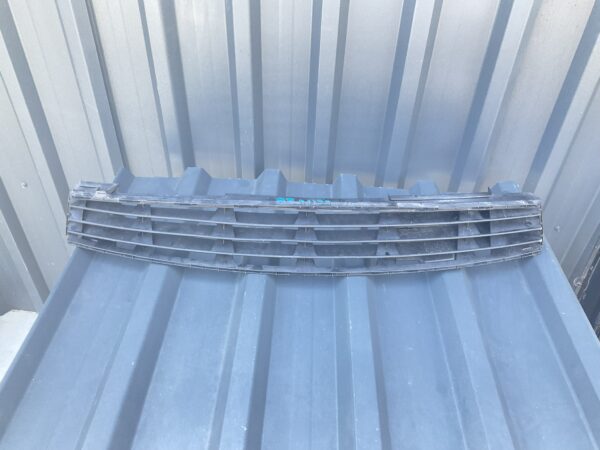BUMPER Grill Renault Clio III Voorbumper 1859957S19 Rooster RE-21172