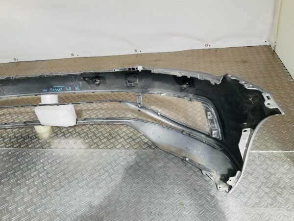Bumper Volkswagen Passat B8 Facelift 4xpdc 2018-2021 3G0807221 Voorbumper 1-B8-13317R
