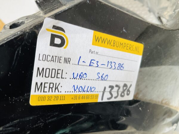 Bumper Volvo S60 V60 2018-2022 31690589 Voorbumper 1-E3-13386R