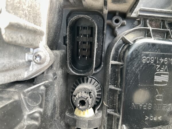 KOPLAMP SEAT IBIZA 6J HALOGEEN 6J1941006 RECHTS SE-5551