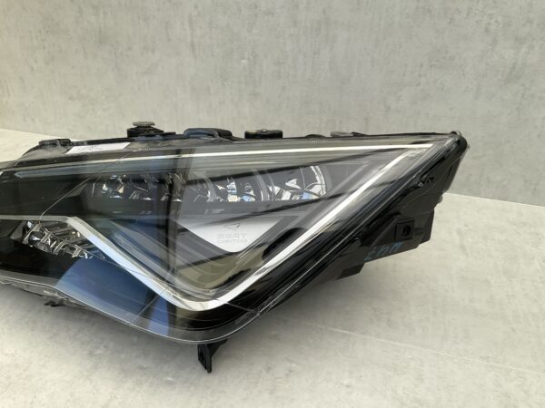 KOPLAMP SEAT LEON 5F FACELIFT 17-21 LED 5F1941007L LINKS SE-5393