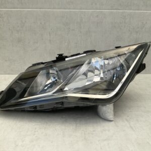 KOPLAMP SEAT LEON 5F HALOGEEN 12-16 5F1941005A LINKS SE-8484