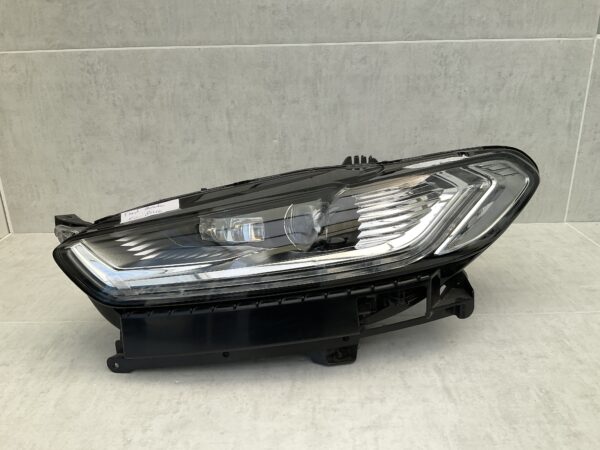 KOPLAMP FORD MONDEO DYNAMIC LED ES73-13D155-CG LINKS FO-8140