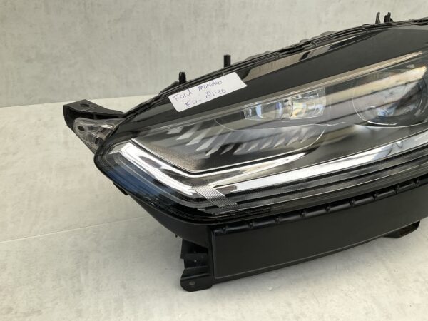 KOPLAMP FORD MONDEO DYNAMIC LED ES73-13D155-CG LINKS FO-8140
