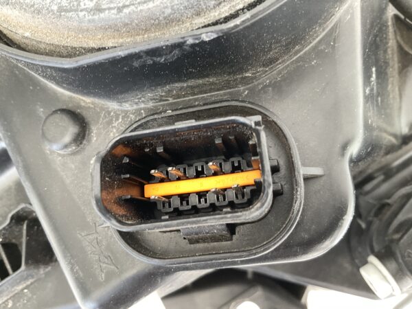 KOPLAMP NISSAN NV400 VAN X62 26010BZ50A LINKS NI-4834