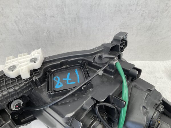 KOPLAMP NISSAN LEAF 2 FULL LED 260605SH0A LINKS NI-3845