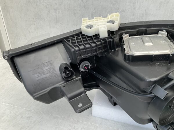 KOPLAMP NISSAN LEAF 2 18-22 FULL LED 260606WK7A LINKS NI-8199