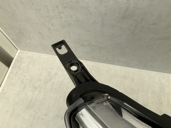 KOPLAMP NISSAN NV200 1EE011334-02 RECHTS NI-4383