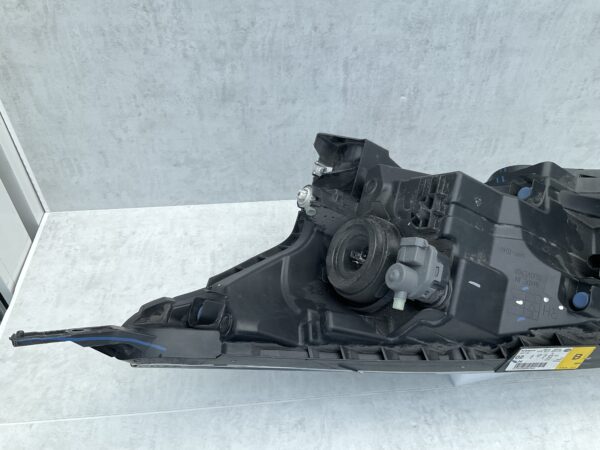 KOPLAMP NISSAN NV200 1EE011334-02 RECHTS NI-4383