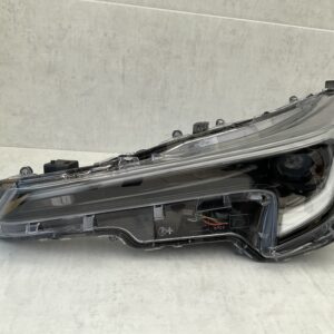 Koplamp Toyota Corolla E21 Rechts Led 8111002X10 TO-4769