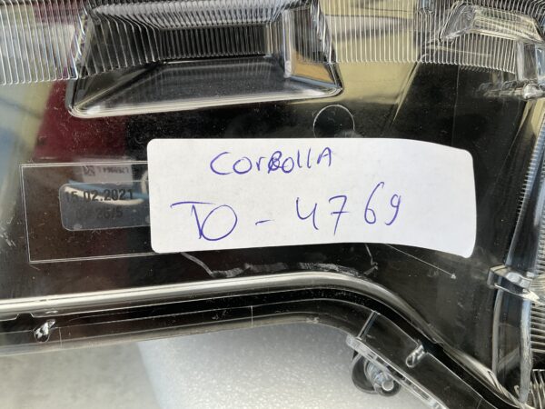 Koplamp Toyota Corolla E21 Rechts Led 8111002X10 TO-4769