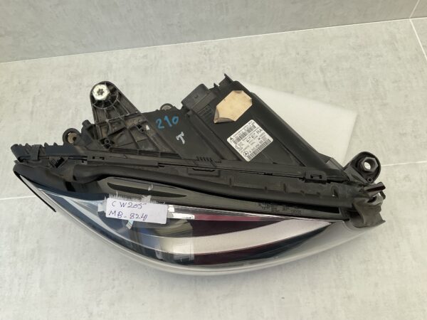 Koplamp Mercedes C Klasse W205 Halogeen Rechts A2059066502 MB-8241