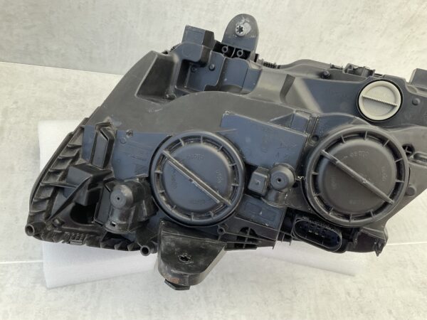 Koplamp Mercedes C Klasse W205 Halogeen Rechts A2059066502 MB-8241