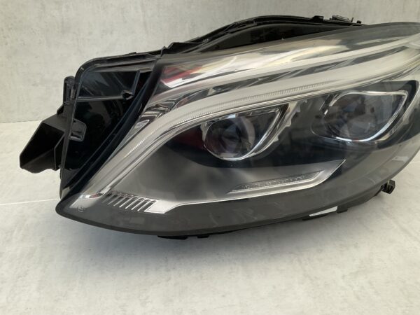 MERCEDES GLE W166 W292 FULL LED ILS A1668209561 LINKS MB-4810