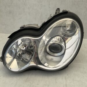 KOPLAMP MERCEDES C KLASSE W203 XENON A2038203761 LINKS MB-5116