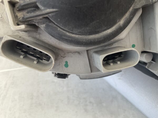 KOPLAMP MERCEDES C KLASSE W203 XENON A2038203761 LINKS MB-5116