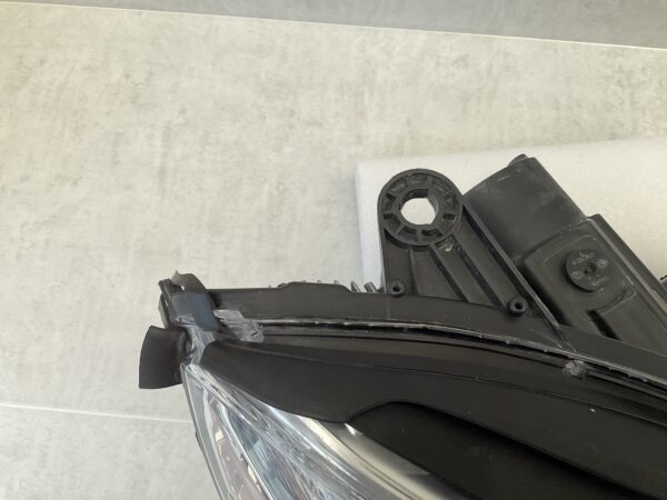 KOPLAMP MERCEDES E KLASSE W212 E350  1ZT01080022 RECHTS MB-4334