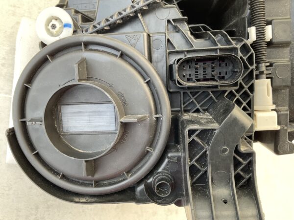 KOPLAMP MERCEDES GLS W167 X167 MULTIBEAM LED A1679065203 RECHTS MB-5324