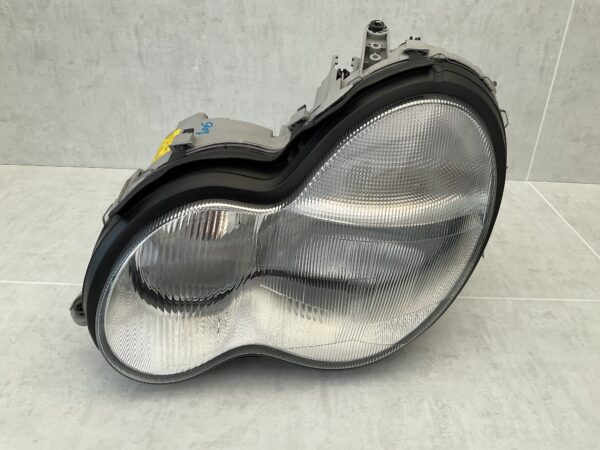 KOPLAMP MERCEDES C KLASSE W203 XENON A2038201161 LINKS MB-5299