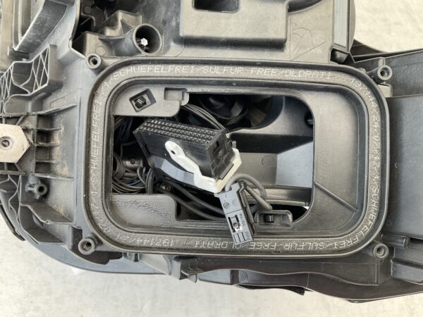 KOPLAMP MERCEDES E KLASSE W213 MULTIBEAM LED A2139066604KZ RECHTS MB-5530