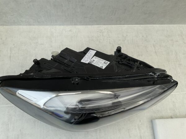 KOPLAMP MERCEDES B KLASSE W247 MULTIBEAM LED A2479061604 RECHTS MB-3649