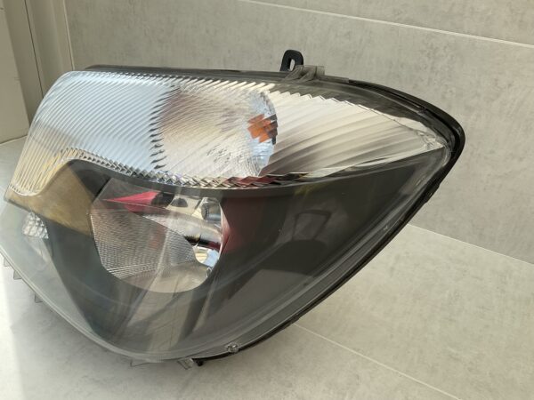 KOPLAMP MERCEDES W906 SPRINTER FACELIFT A9068205600 LINKS MB-5406