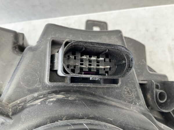 KOPLAMP MERCEDES W906 SPRINTER FACELIFT A9068205600 LINKS MB-5406