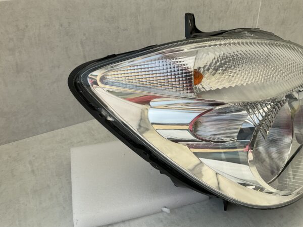 KOPLAMP MERCEDES W906 SPRINTER A9068200261 RECHTS MB-4180