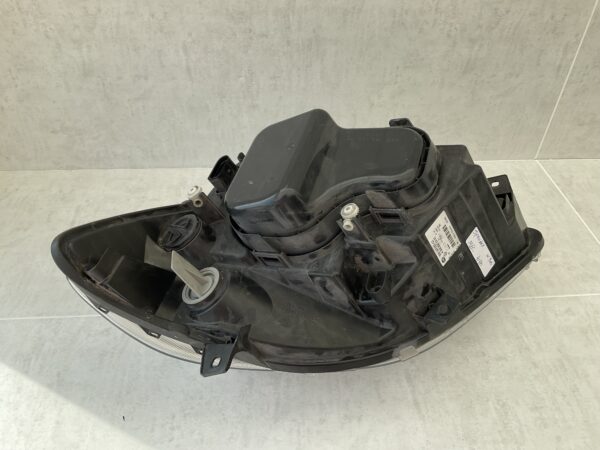 KOPLAMP MERCEDES W906 SPRINTER A9068200261 RECHTS MB-4180