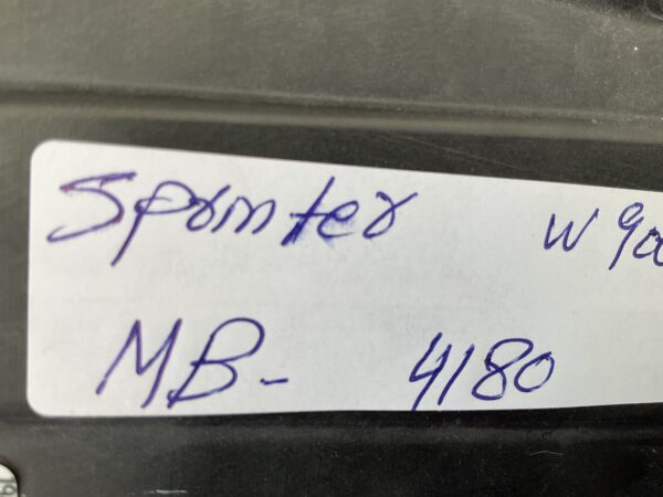 KOPLAMP MERCEDES W906 SPRINTER A9068200261 RECHTS MB-4180