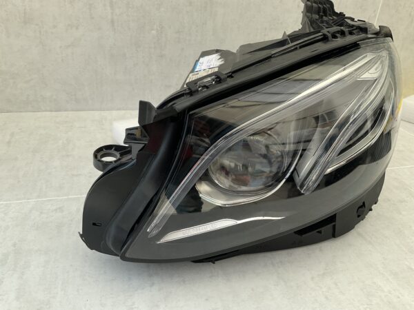 KOPLAMP MERCEDES E KLASSE W213 MULTIBEAM LED A2139064704KZ LINKS MB-4722