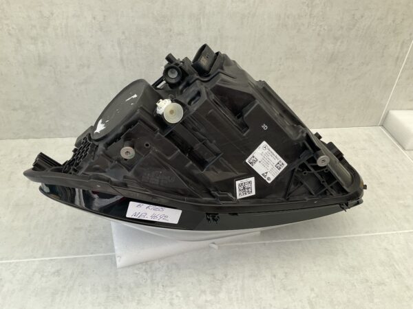 KOPLAMP MERCEDES B KLASSE W247 HIGH PERF LED A2479061004 RECHTS MB-4692