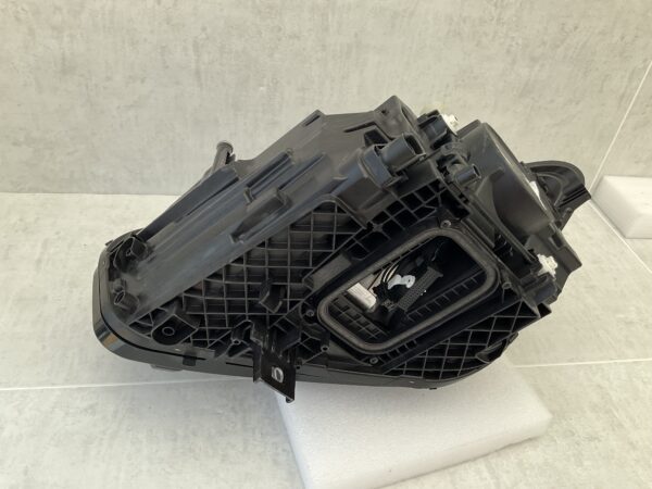 KOPLAMP MERCEDES B KLASSE W247 HIGH PERF LED A2479061004 RECHTS MB-4692