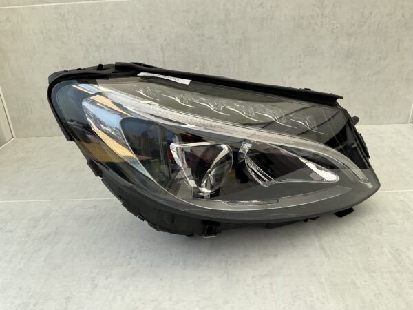 KOPLAMP MERCEDES C KLASSE W205 HIGH LED A2059062604 RECHTS MB-4806