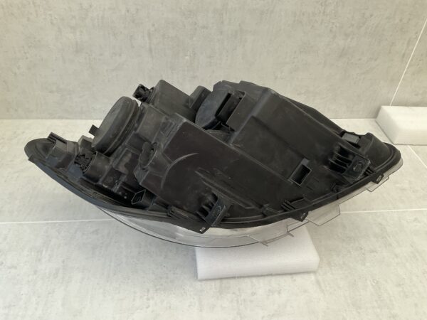 KOPLAMP MERCEDES W907 W910 SPRINTER LED A9109060000 LINKS MB-4143N