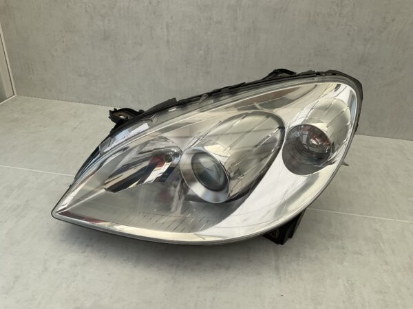KOPLAMP MERCEDES B KLASSE W169 A1698201761 LINKS MB-8317