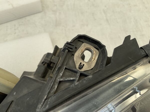 KOPLAMP MERCEDES B KLASSE W169 A1698201761 LINKS MB-8317