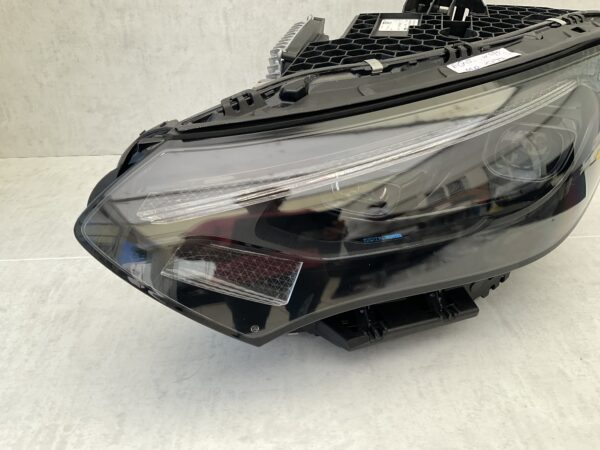 KOPLAMP MERCEDES EQS W295 DIGITAL LIGHT A2959062301 LINKS MB-5177