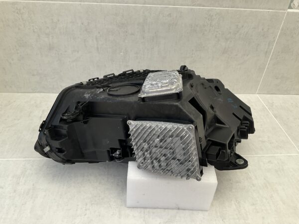 KOPLAMP MERCEDES EQS W295 DIGITAL LIGHT A2959062301 LINKS MB-5177