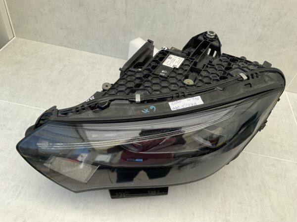 KOPLAMP MERCEDES EQS W295 DIGITAL LIGHT A2959062301 LINKS MB-5177A