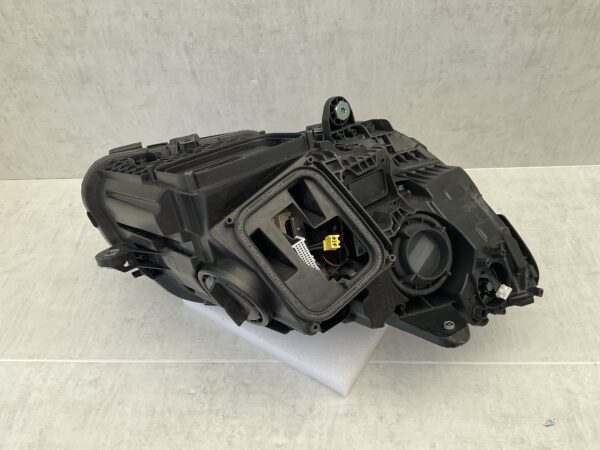 KOPLAMP MERCEDES C KLASSE W205 MULTIBEAM LED A2059068505KZ LINKS MB-5565