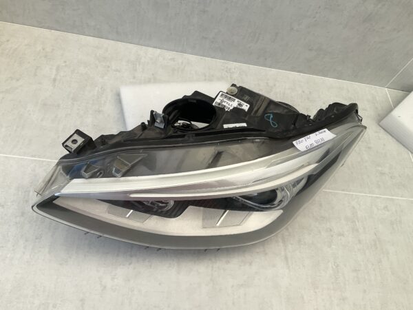 KOPLAMP BMW 1 SERIE F20 F21 XENON 1EL010741-21 LINKS BM-8371