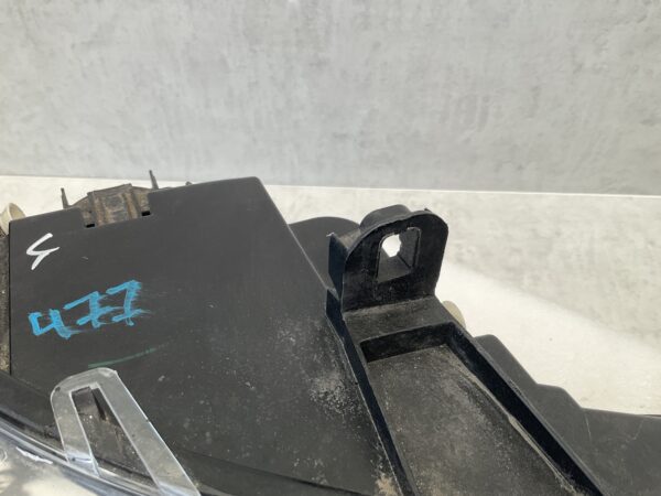 KOPLAMP BMW X5 E70 XENON 7221896 0521134693 RECHTS BM-8310