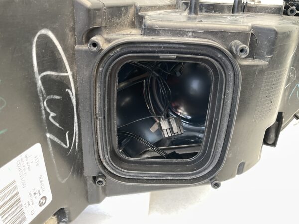 KOPLAMP BMW X5 E70 XENON 7221896 0521134693 RECHTS BM-8310