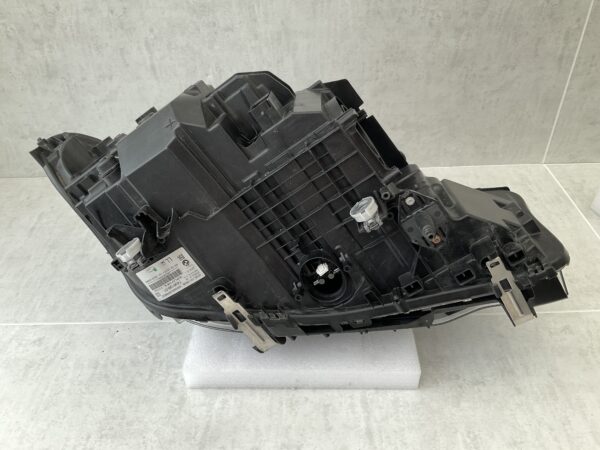 KOPLAMP BMW 5 SERIE G30 G31 LED 7439199-01 LINKS BM-5646