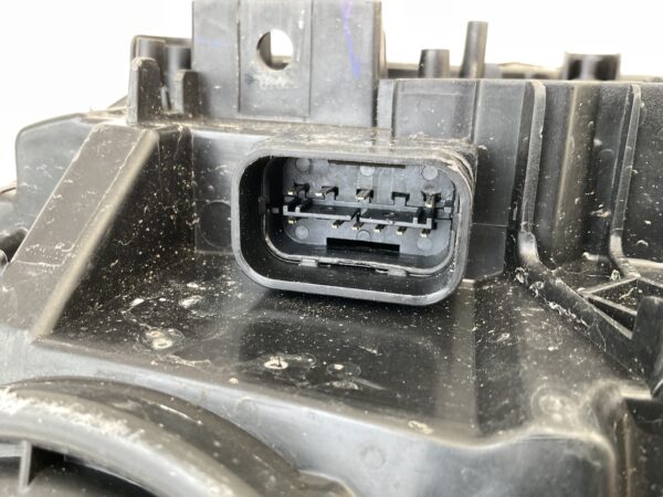 KOPLAMP BMW 1 SERIE F20 F21 HALOGEEN 10-15 RECHTS BM-8136