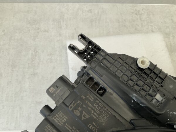 KOPLAMP AUDI A6 C8 MATRIX LED 4K0941036  RECHTS A-8096