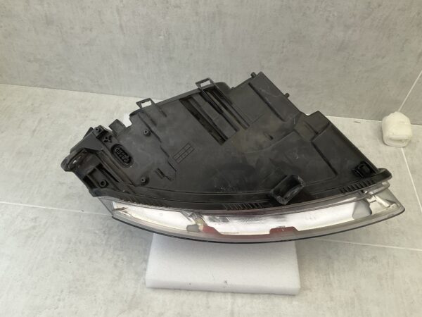KOPLAMP AUDI A6 C6 4F 4F0 XENON A-4F0941003 LINKS A-8368